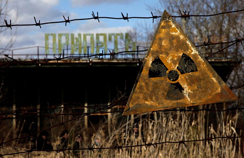 Znak radijacije u blizini rečne luke. Izvor: ru.vikipedia.org