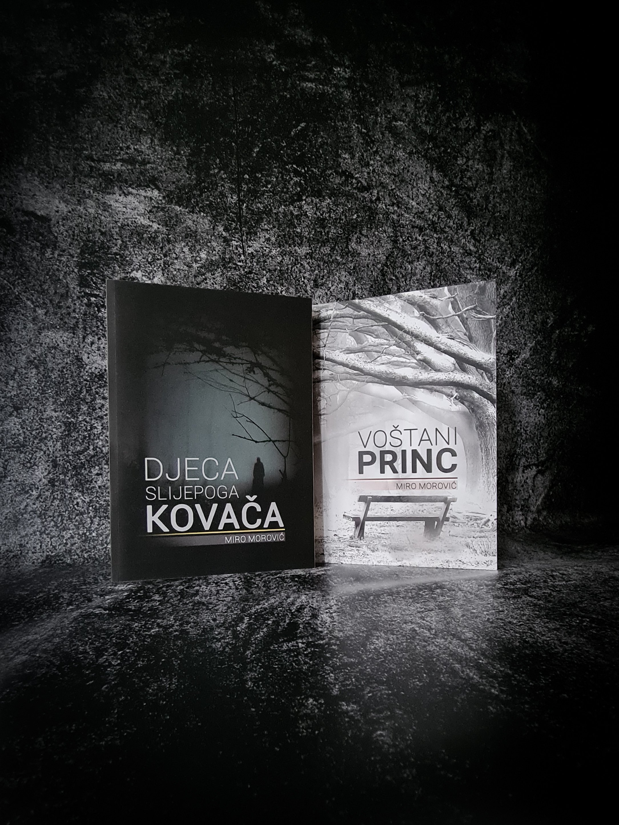 Naslovne strane romana Mira Morovića / foto: privatna arhiva