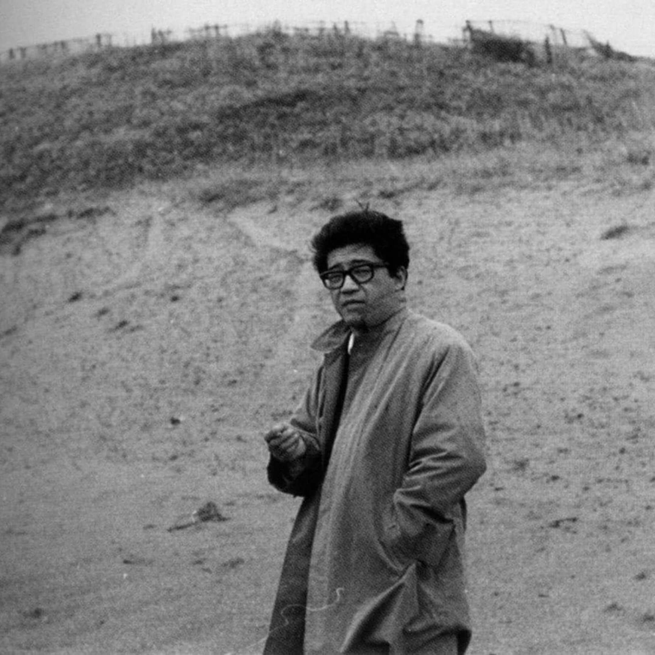Японский писатель и лауреат премии Акутагавы Кобо Абэ. Источник: kuaibao.qq.com