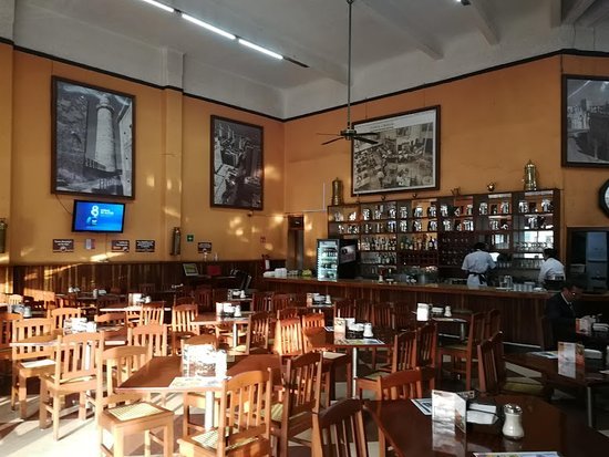 Café la Habana, Mexico City, Mexico / foto: Alis Marić