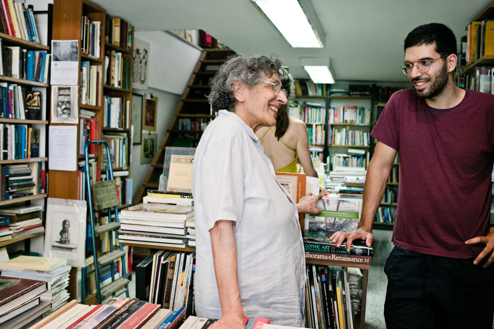 Рут Кешишьян, основательница книжного магазина Moufflon Bookshop в Никосии, Кипр. Источник: freundevonfreunden.com