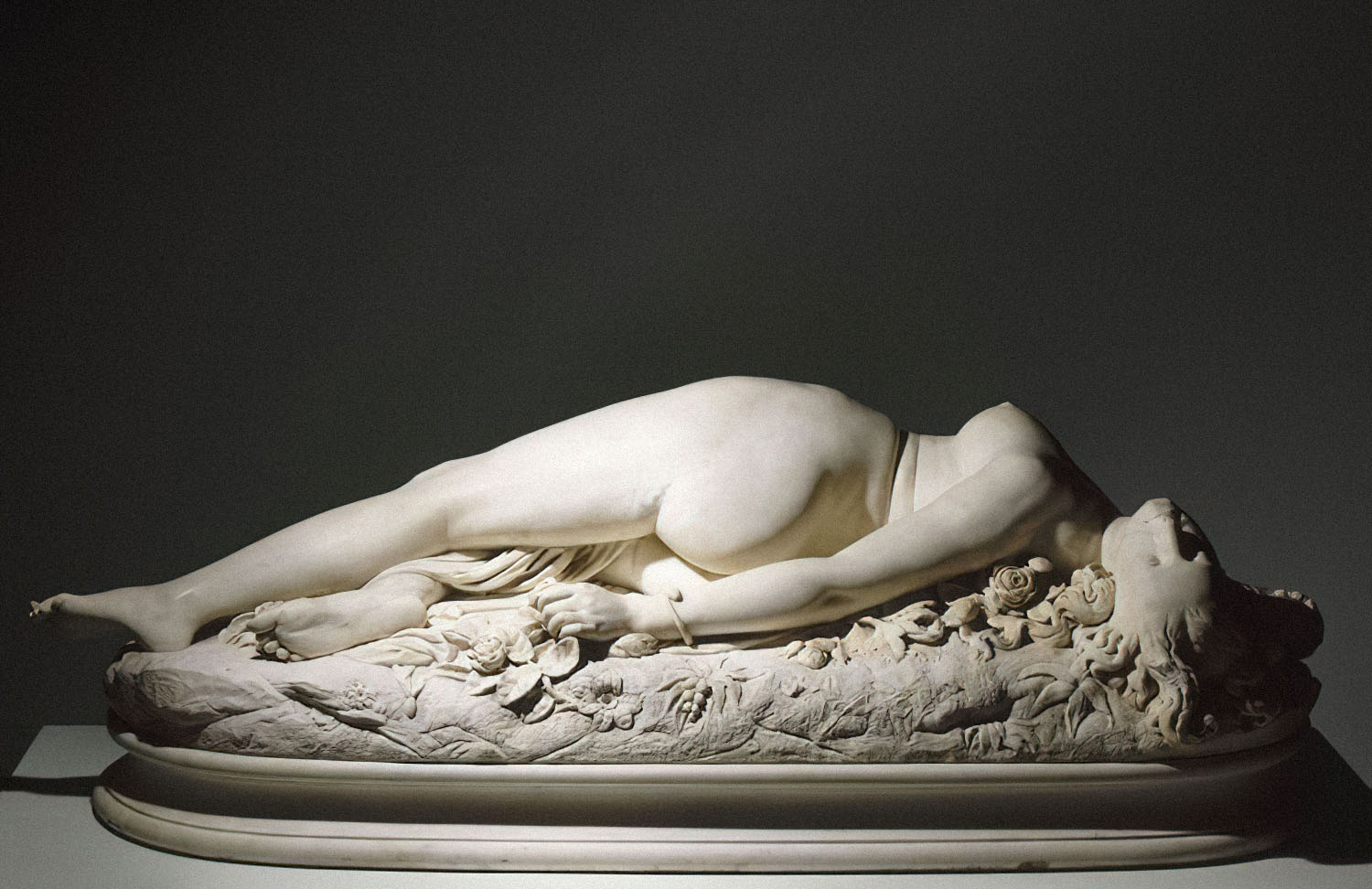 Аполлония Сабатье — «Женщина, ужаленная змеей» (1847). Скульптура Огюста Клезенже, музей Орсе. Фото: PRESSE RMN
